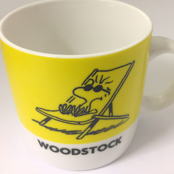 mug Woodstock Giallo